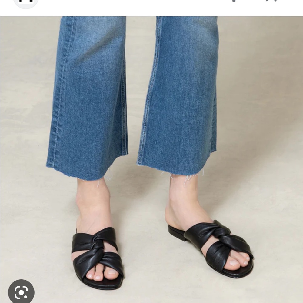 M.GEMI the Natalia puffed leather sandals